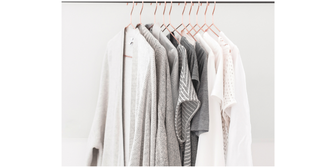 minimalist wardrobe essentials