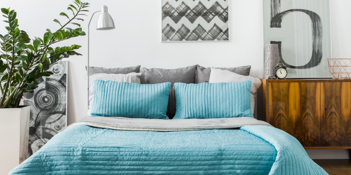teal bed spread