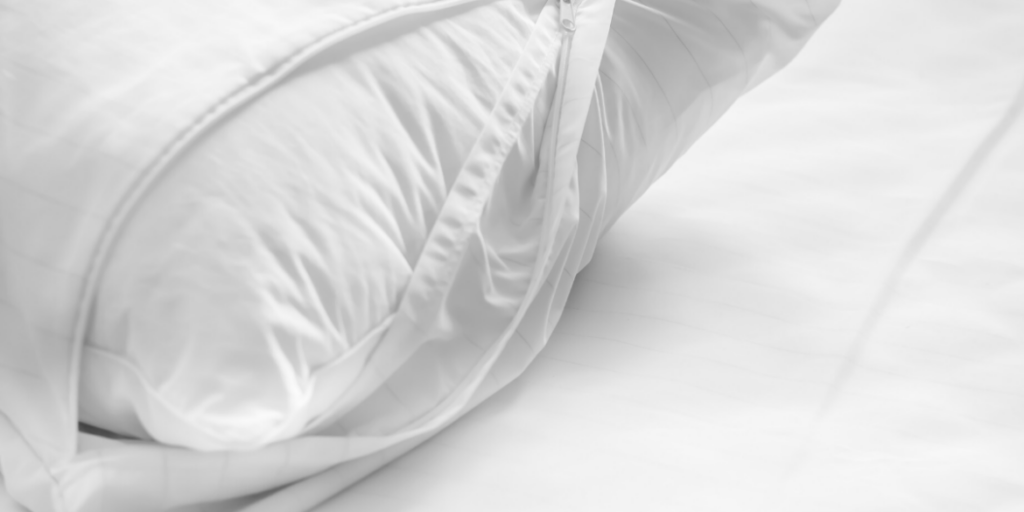 bedmaking , pillow slip