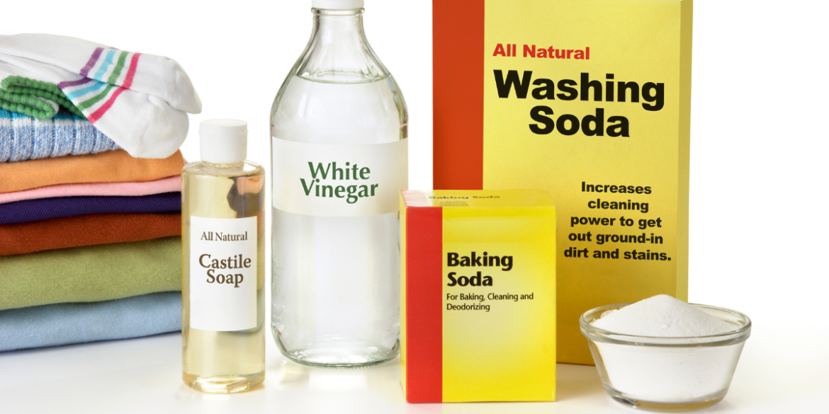 Ingredients to remove detergent stains from clothes , baking soda , vinegar , Castile soap and washing soda 